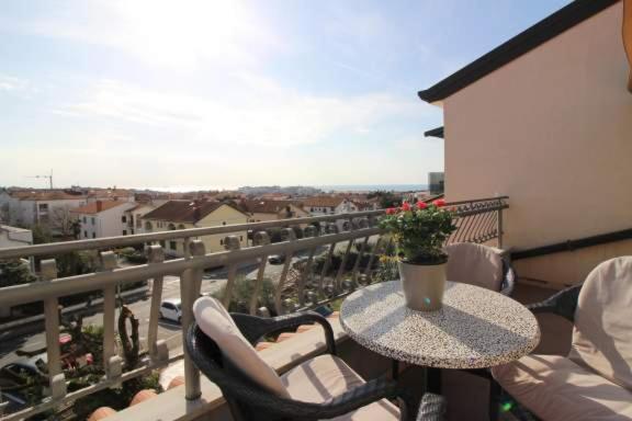 Apartment Maras Poreč Eksteriør billede